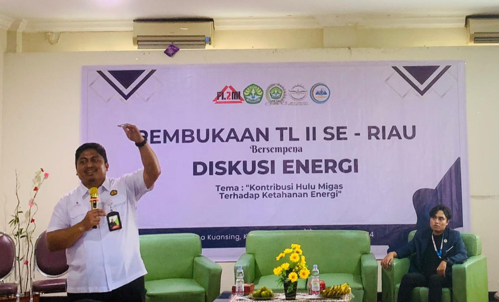 Perwakilan SKK Migas Sumbagut Diskusi Energi Kontribusi Hulu Migas di Depan Mahasiswa Unri