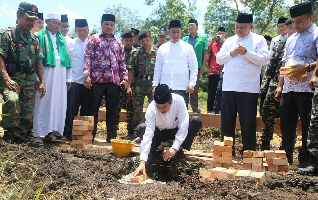 Syamsuar Ajak Masyarakat Sum-Sum Beli Lahan untuk Dihibahkan ke Pesantren