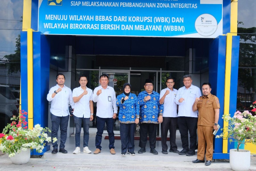 Dapat Jaringan Irigasi Terbanyak, Bupati Siak Solusi Atasi Krisis Air Sawah Petani