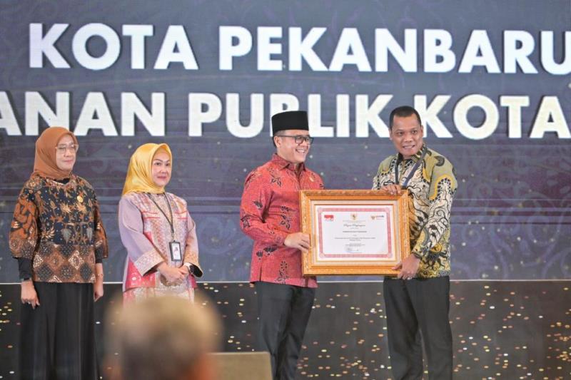 Diapresiasi Atas Inovasi Pelayanan Publik, Pemko Pekanbaru Raih Penghargaan Penyelenggara MPP Kategori Prima