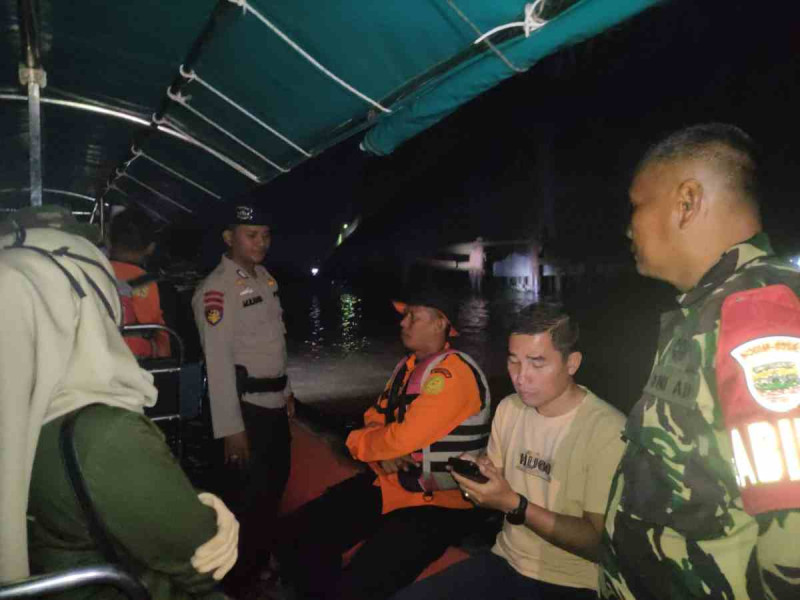 Perahu di Inhil Tenggelam, 2 Korban Masih Dalam Pencarian