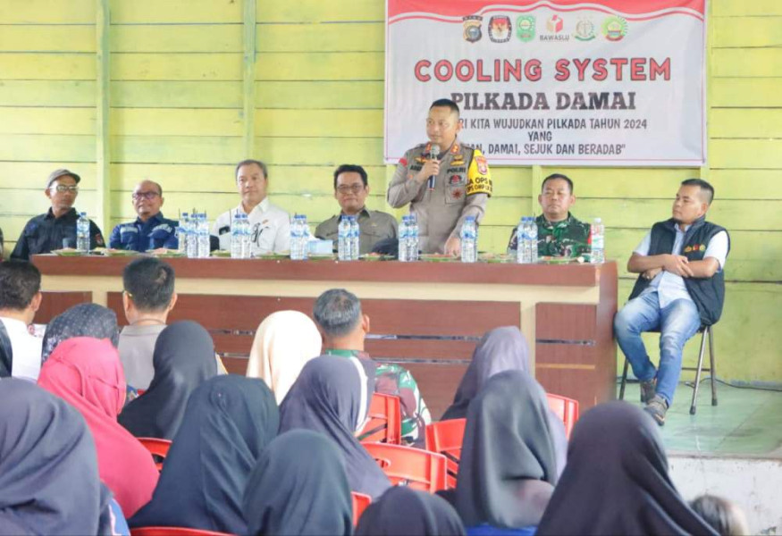 Melewati Jalur Laut, Kapolres Siak Cek Kesiapan Pelaksanaan Pilkada di Kampung Terluar Teluk Lanus