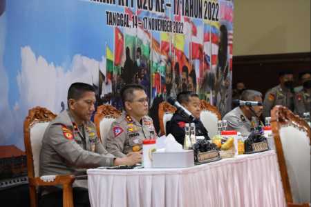 Sukseskan G-20, Jajaran Polri Laksanakan Tactical Floor Game di Bali