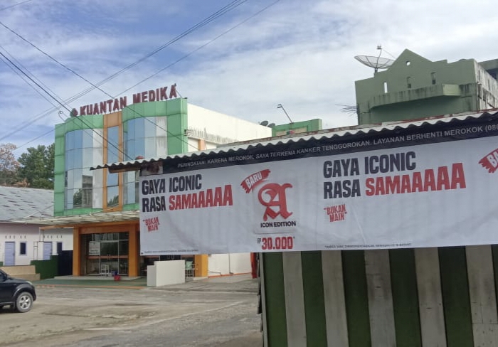 Iklan Rokok Seenak Udel Dipasang Dekat Rumah Sakit dan Rumah Ibadah, Pemkab Kuansing Terkesan Diam