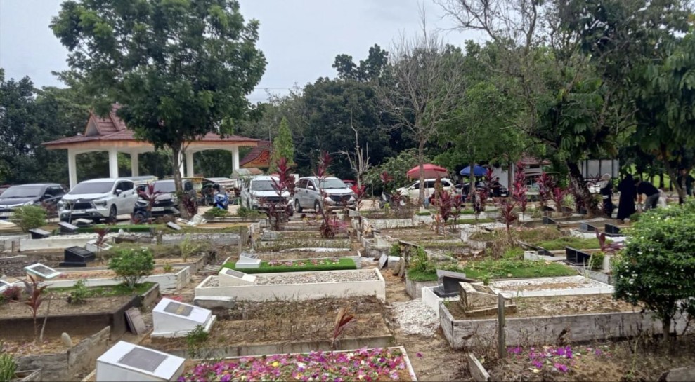 Jelang Ramadan 1447 H, TPU di UKA Pekanbaru Ramai Dikunjungi Peziarah