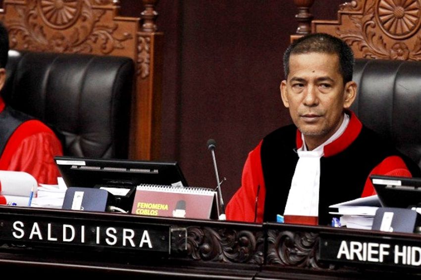 Hakim Konstitusi Saldi Isra Akui Putusan Usia Capres-Cawapres Aneh Luar Biasa