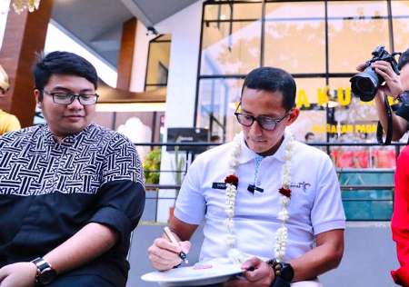 Setelah Hengkang dari Gerindra, Sosok Satu Ini Langsung Cabut Tinggalkan Sandiaga Uno