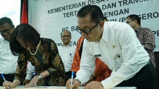 Kemendesa PDTT Teken MoU dengan Bank Mandiri