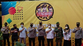 Di Riau, Polsek Tampan Pekanbaru Jadi yang Pertama Terapkan Pelayanan Drive Thru SKCK & LKB