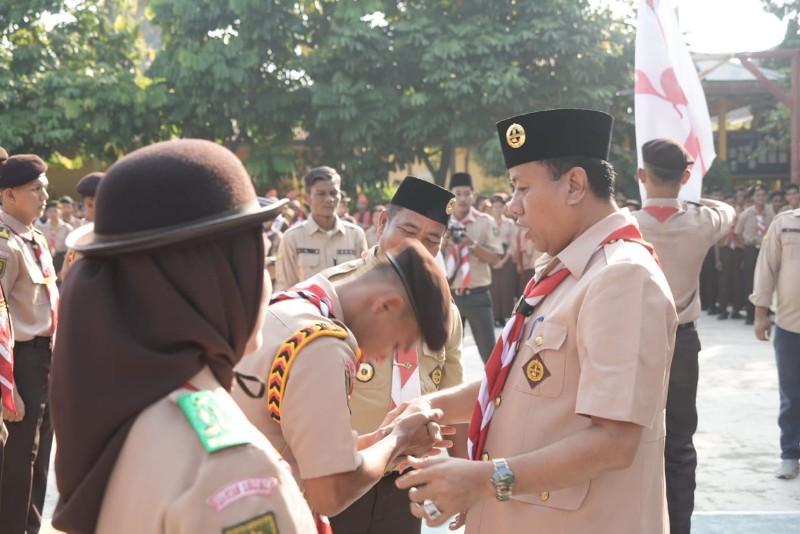 Lepas Peserta Raimuna, Bupati Minta Jadikan Sarana Menimba Ilmu