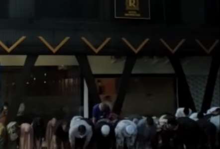 Massa Bertahan Hingga Malam, Polisi Panggil Satpol PP Segel Tempat Hiburan Pub & KTV Joker Poker