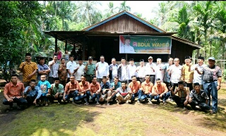 Dani M Nursalam Kenalkan Abdul Wahid Calon Bupati Inhil di Acara Syukuran Semahan