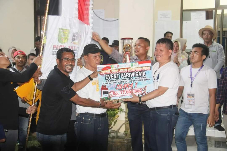 Pacu Jalur Benai Sukses, Bupati Suhardiman Amby Ucapkan Terima kasih Kepada Seluruh masyarakat