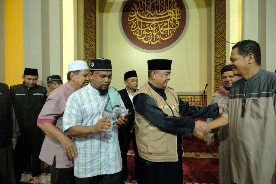 Jamaah Masjid Al Muhajirin Taman Karya Sambut Gembira Gssb Riau Ke 173