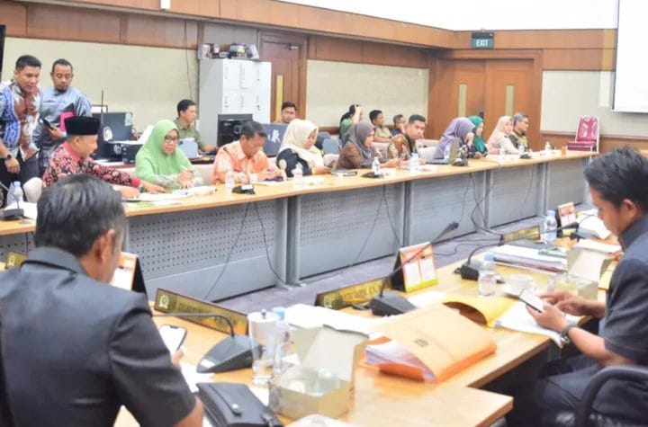 Komisi IV DPRD Riau Gelar RDP Bersama Biro Pengadaan Barang dan Jasa
