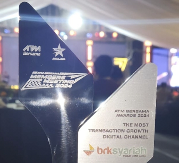 BRK Syariah Raih Penghargaan ATM Bersama Award 2024