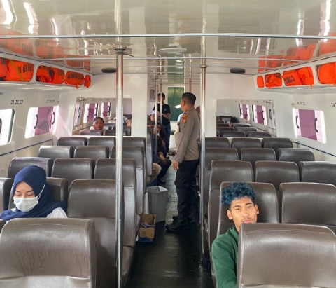 Ini Pesan Polisi kepada Masyarakat Pelabuhan Enok Tembilahan Jelang Pilkada