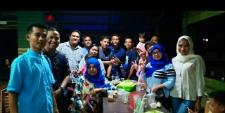 Alumni SMKN 1 Rengat Reunian Sambil Buka Bersama Menjalin Silahturahmi