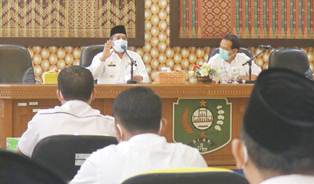 Awal 2022 Bupati Alfedri Bekali Tugas Penghulu Baru