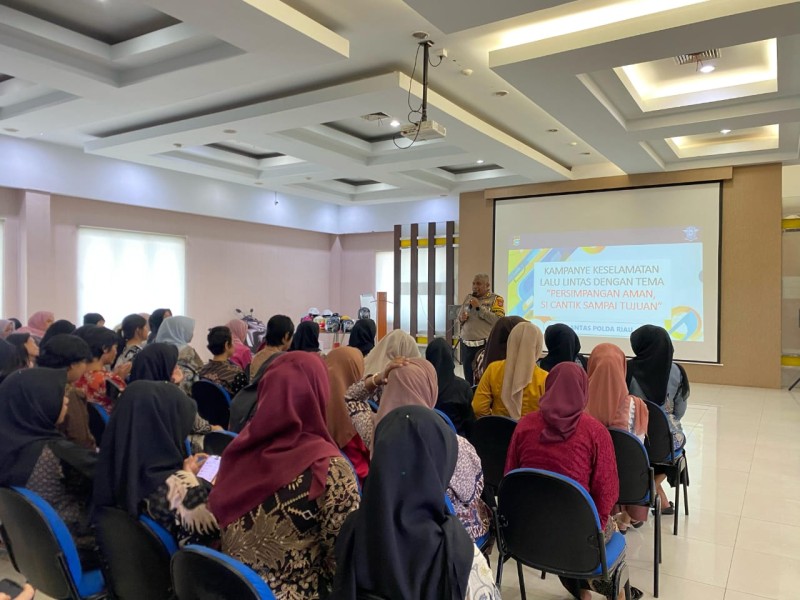 Kartini Muda Riau Tetap Cantik dan Cari Aman di Setiap Perjalanan