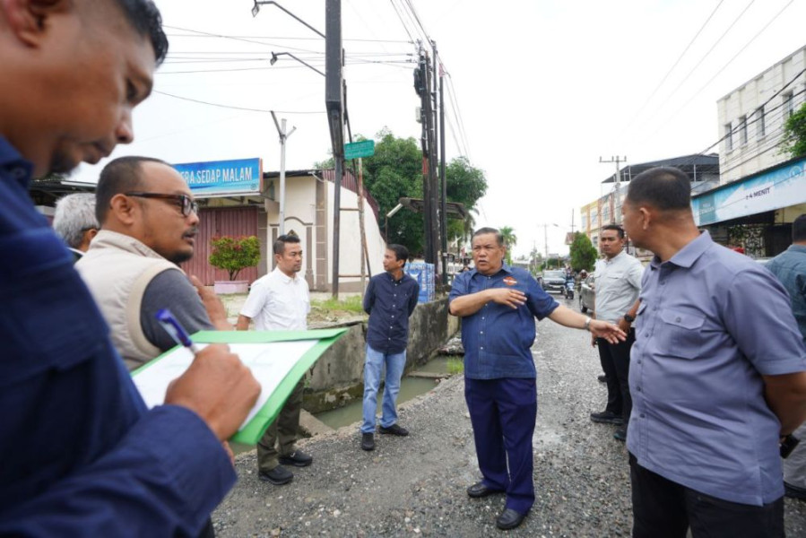 Butuh Perhatian, Pemprov Riau Berkeinginan Ambil Alih Jalan Lokomotif dari Pemko Pekanbaru