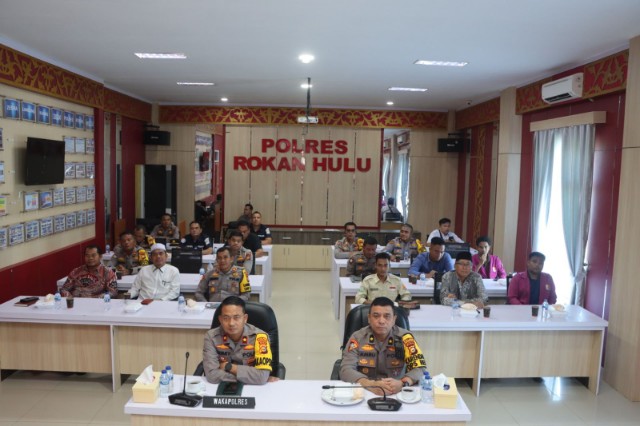 Polres Rokan Hulu Gelar Zoom Meeting Dialog Penguatan Internal Polri