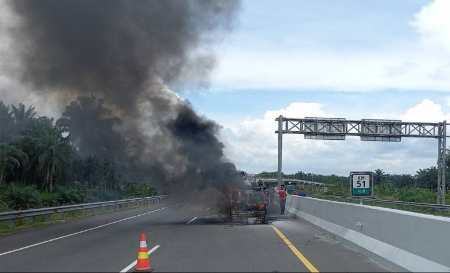 Mesin Cat Meledak di Tol Permai, Satu Pekerja Alami Luka Bakar Serius