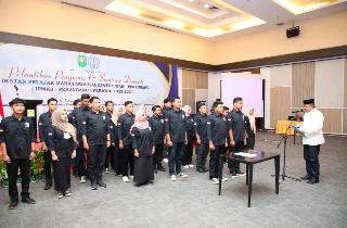 Pelantikan IPMKS, Bupati Alfedri: Peran Mahasiswa Sangat Penting Terhadap Pembangunan 