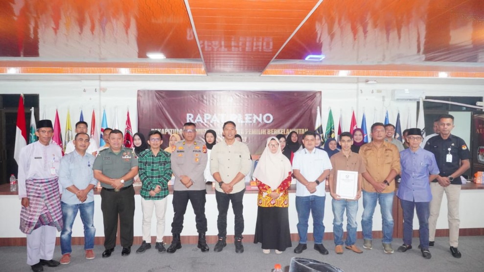 KPU se-Riau Gelar Pleno Serentak Pemutakhiran Data Pemilih Berkelanjutan
