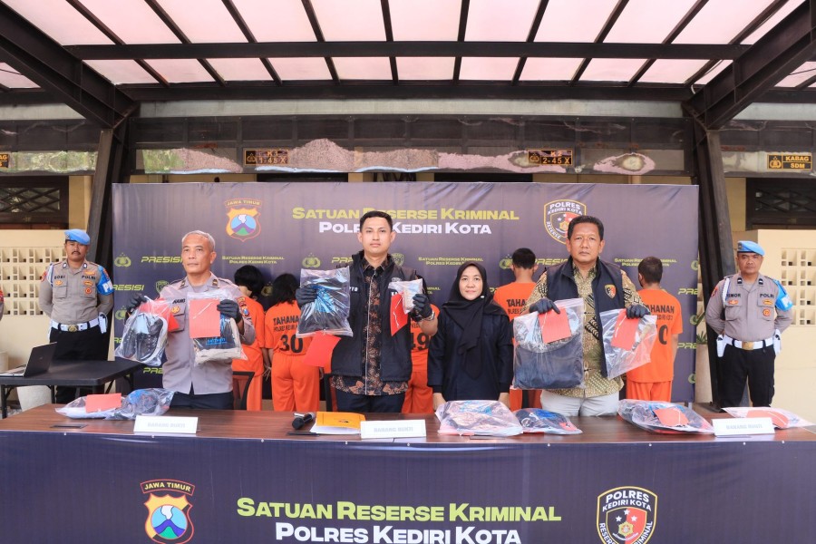 Sempat Viral, Empat Wanita Komplotan Pencuri Lintas Provinsi Dibekuk Polisi