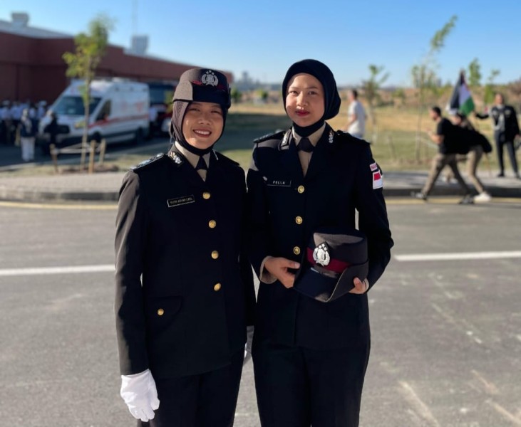 Dua Bintara Polri Polda Riau Lulus Pendidikan Kepolisian Internasional di Turkiye, Dilantik Langsung oleh Presiden Erdogan