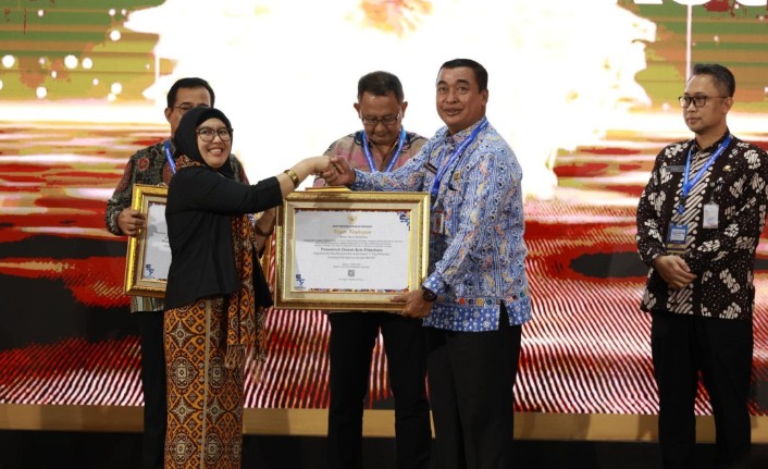 Pemko Pekanbaru Raih Penghargaan Kearsipan Tingkat Nasional dari ANRI