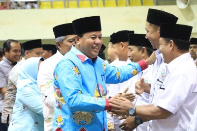 Lantik Pengurus IKKS Tualang Siak, Plt Bupati Minta Warga Kuansing Dukung Kebijakan Pemkab Siak