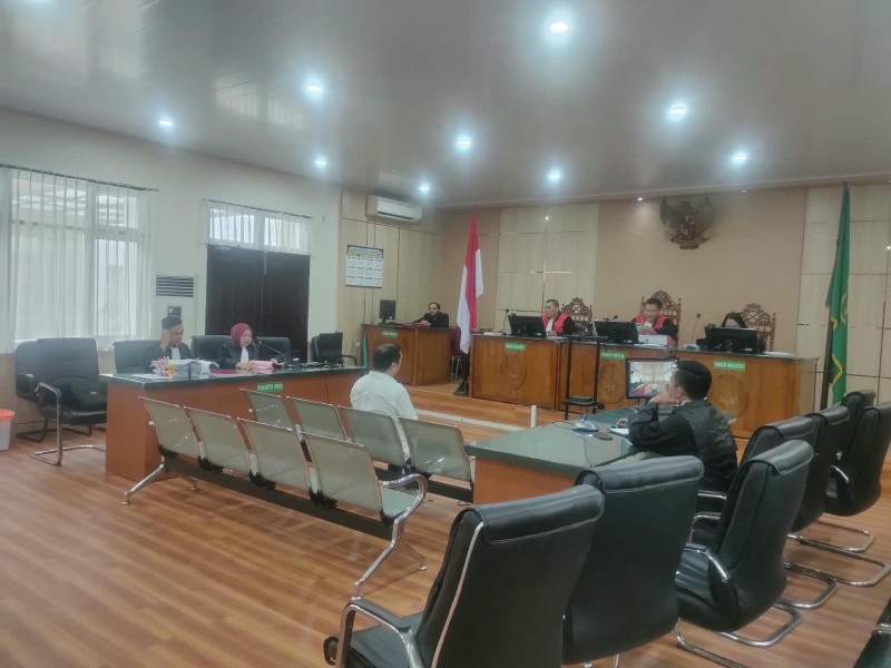 Edarkan 247 Juta Batang Rokok Ilegal, Sumardi Dituntut 4 Tahun Penjara dan Denda Rp386 Miliar