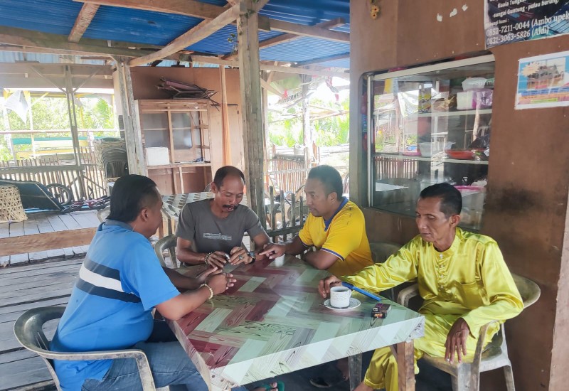 Sambangi Masyarakat, Polsek Teluk Balengkong Minta Masyarakat Tidak Terlibat Politik Uang Pilkada 2024