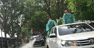 Perangi COVID-19, PKB Riau Lakukan Penyemprotan Disinfektan Fasum & Rumah Ibadah