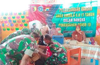 Danramil Pucuk Pantau Pelaksanaan Vaksinasi Anak Usia Dini