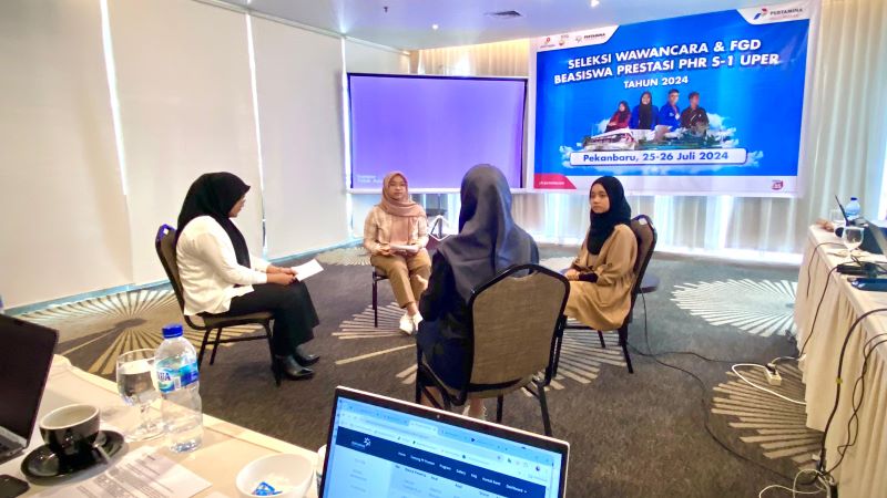 Bertepatan Hari Jadi ke-67 Provinsi Riau, PHR Berikan Beasiswa Penuh kepada 10 Putra Putri Riau