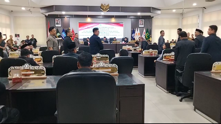 Drama di Paripurna: 25 Anggota DPRD Inhu Tolak APBD Perubahan 2026