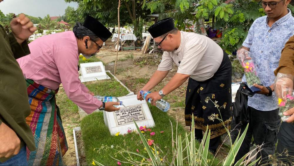 LAMR Ziarahi Makam Sejumlah Tokoh