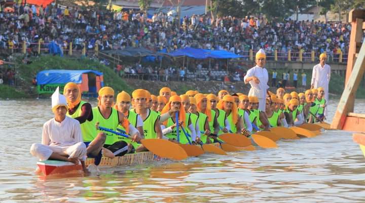 Pacu Jalur Kuantan Singingi jadi Tema LKJ Raja Ali Kelana 2024