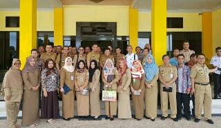 KPK Tunjuk Kantor DPMPTSP Kabupaten Siak Percontohan Aplikasi Bagi Kabupaten Kota Di Riau