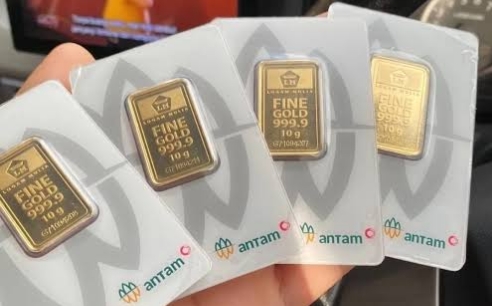 Awal Oktober Emas Antam Anjlok ke Rp2.581.000 per Gram, Buyback Ikut Melemah