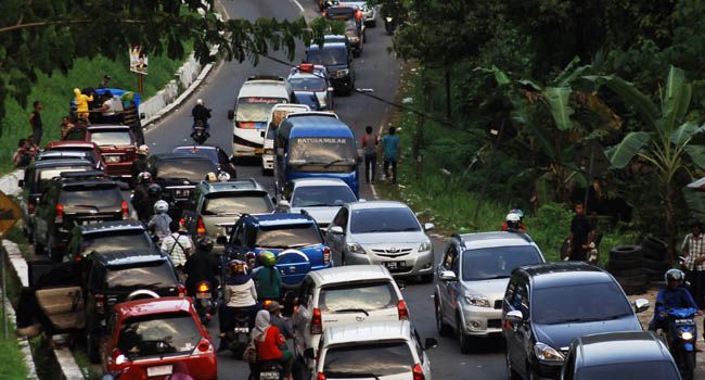 Mulai 19 April, Jalur Padang-Bukittinggi Bakal Diberlakukan Satu Arah