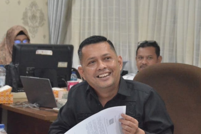 Bahas R-APBD 2027, Wakil Ketua DPRD Pekanbaru: Fokus APBD Tetap Jalan dan Banjir, Plus Beasiswa Sampai S3