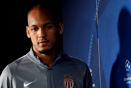  Fabinho Lebih Tertarik ke MU 