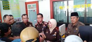 Terkait IUP & Ganti Rugi Tanah Dianggap Kemahalan, Sembilan orang Diperiksa Jaksa