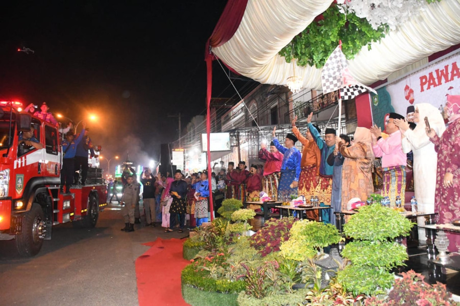 Bupati Kasmarni Komitmen Dukung Bidang Keagamaan, Pawai Takbir Idul Adha di Mandau Meriah