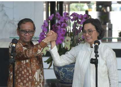 Sri Mulyani Sebut Informasi dari PPATK Berbeda, Mahfud MD: Temuan 300 Triliun Itu Pencucian Uang