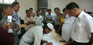 Pemkab Inhil Mediasi PT BPLP Dengan Kelompok Masyarakat Desa Seberang Sanglar